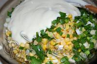 Салат с омлетом, курицей и кукурузой - Шаг 10