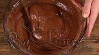 Шоколадный пирог с абрикосами - Видео Рецепт - Шаг 4